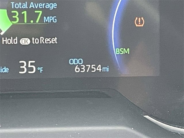 Used 2023 Toyota RAV4 SE image 31