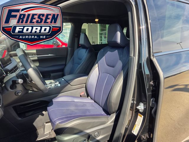 Used 2026 INFINITI QX60 Sport w/ Dark Cargo Package AWD/4WD image 13