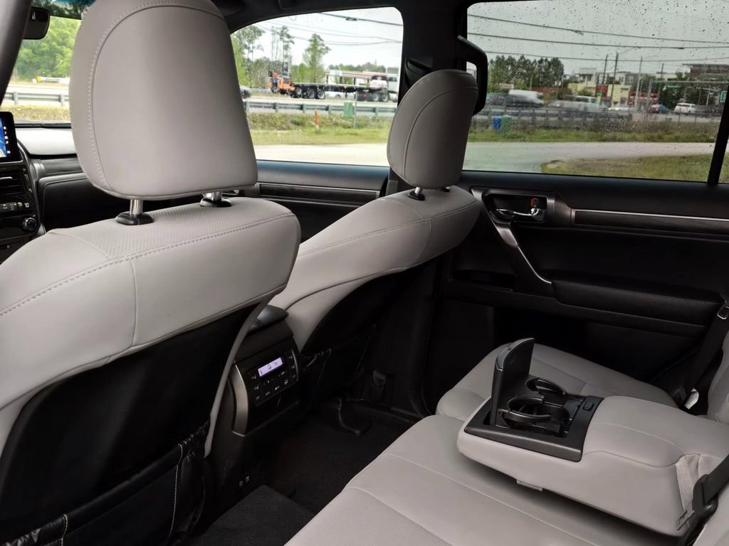 Used 2023 Lexus GX 460 w/ Black Line Special Edition image 25