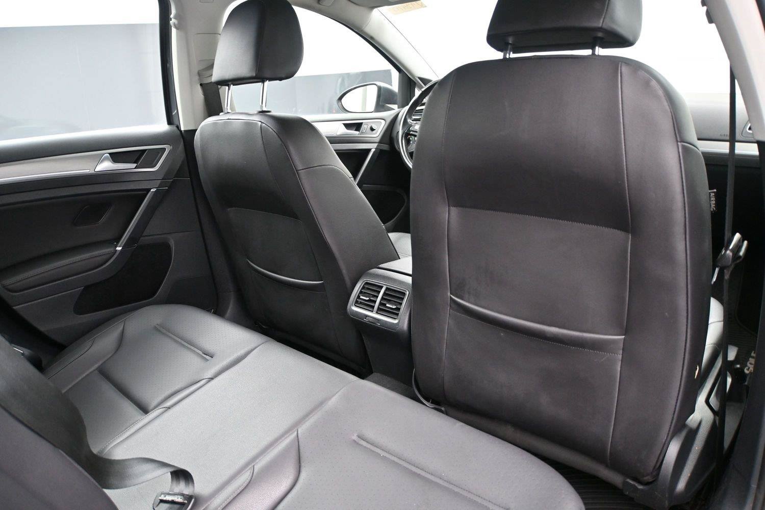 Used 2015 Volkswagen Golf SE FWD image 19