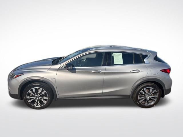 Used 2019 INFINITI QX30 Premium w/ Navigation Package image 2