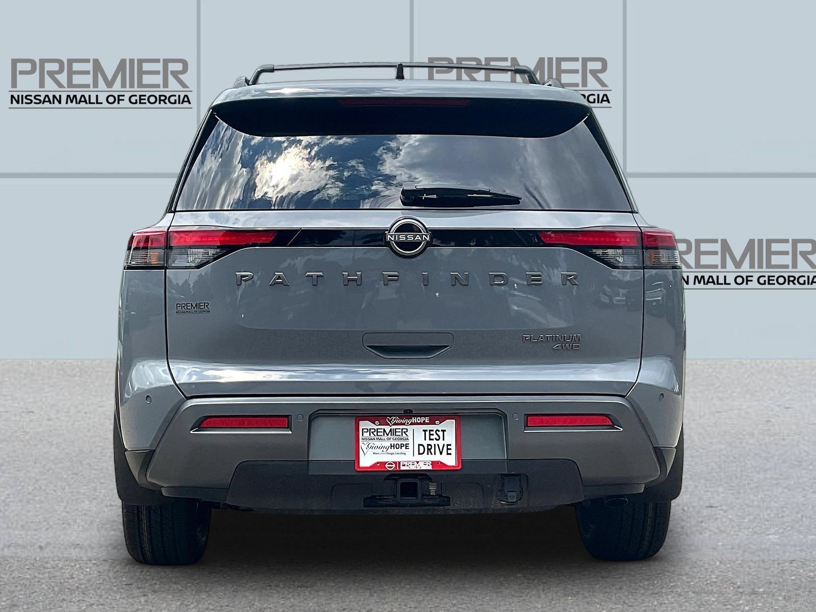 New 2026 Nissan Pathfinder Platinum AWD/4WD image 4