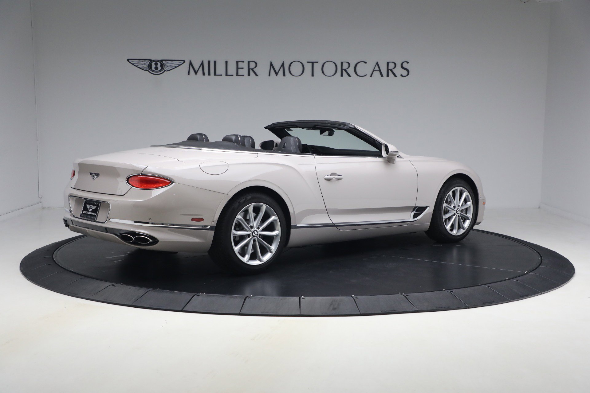 Used 2020 Bentley Continental GT V8 AWD/4WD image 8