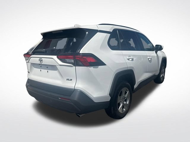 Used 2024 Toyota RAV4 XLE FWD image 5