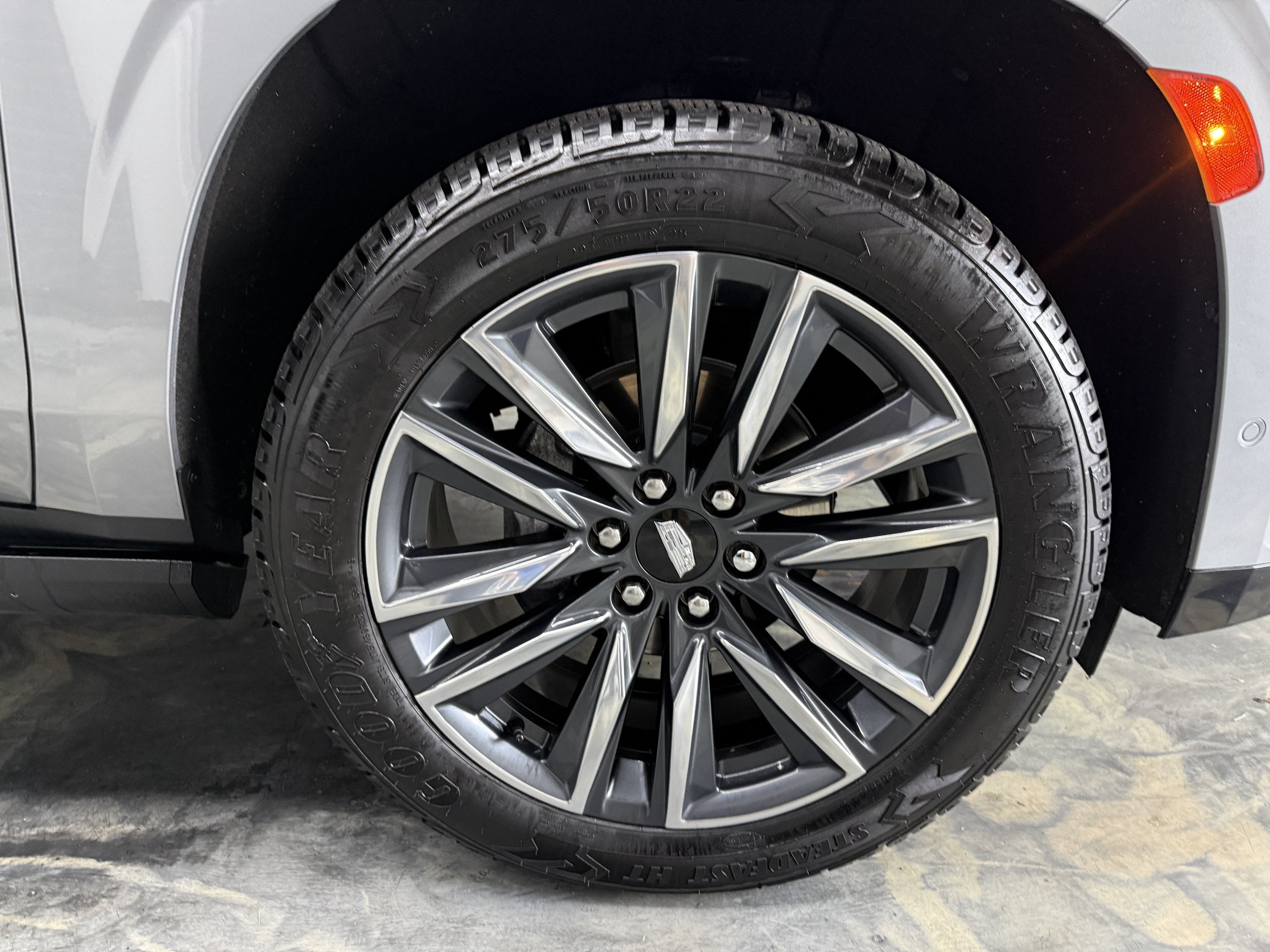 Used 2023 Cadillac Escalade Sport w/ LPO, ONYX Package AWD/4WD image 31