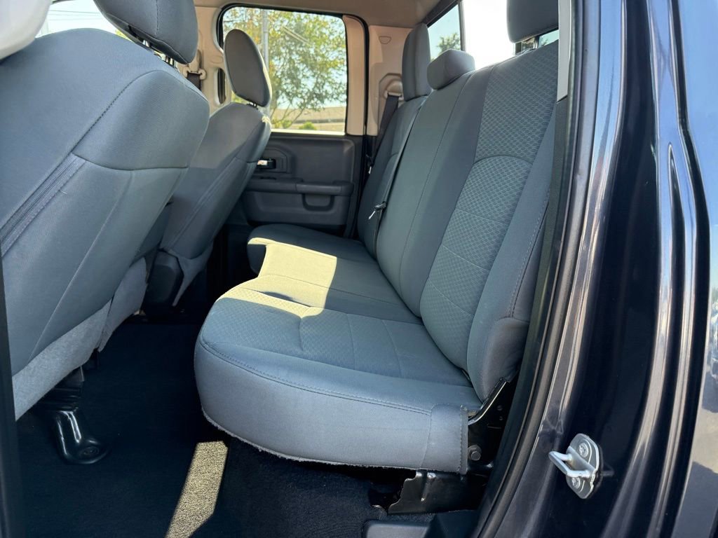 Used 2018 RAM 1500 Classic SLT AWD/4WD image 27