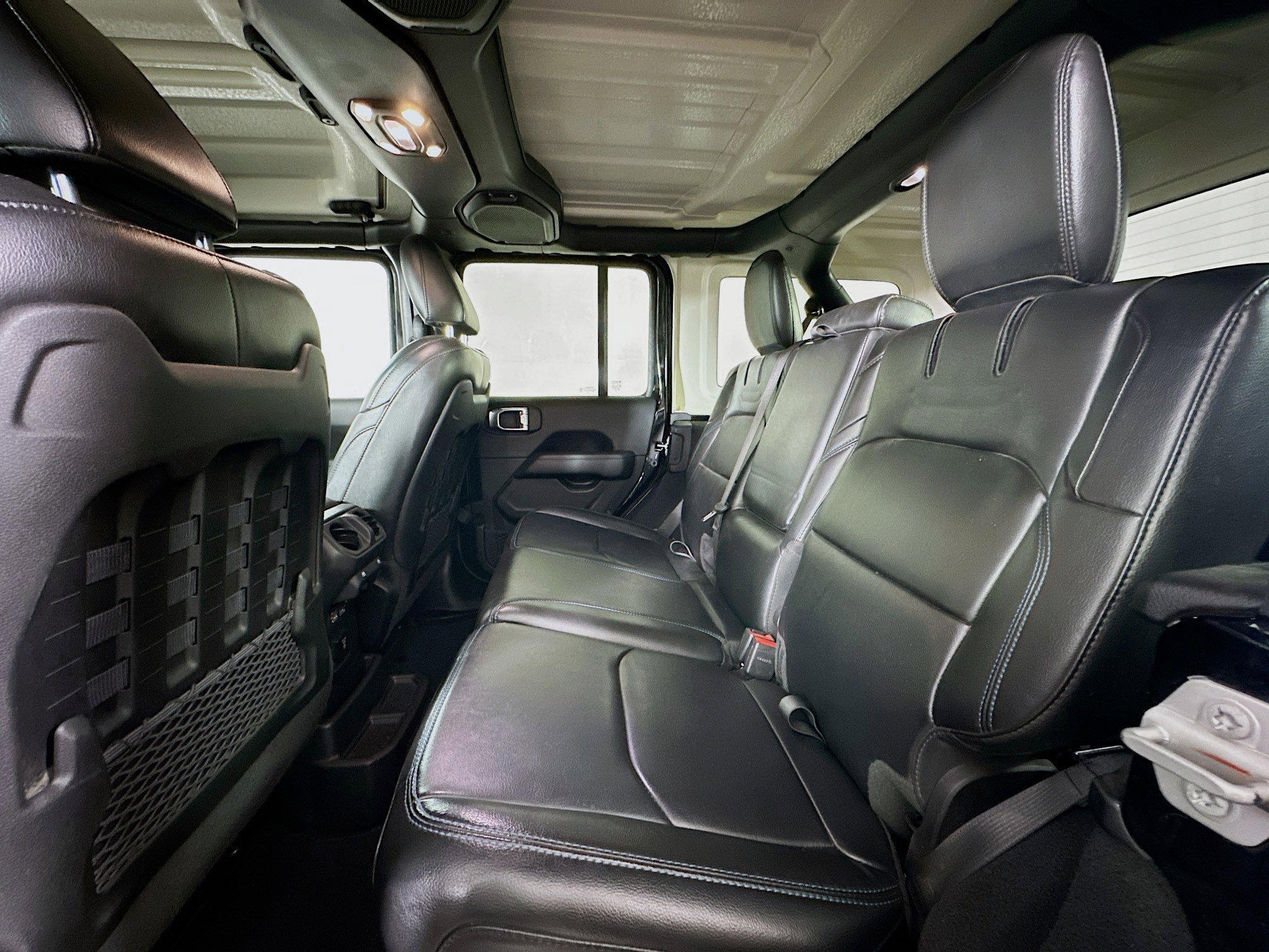 Used 2022 Jeep Wrangler Unlimited Rubicon 4xe w/ Steel Bumper Group image 27