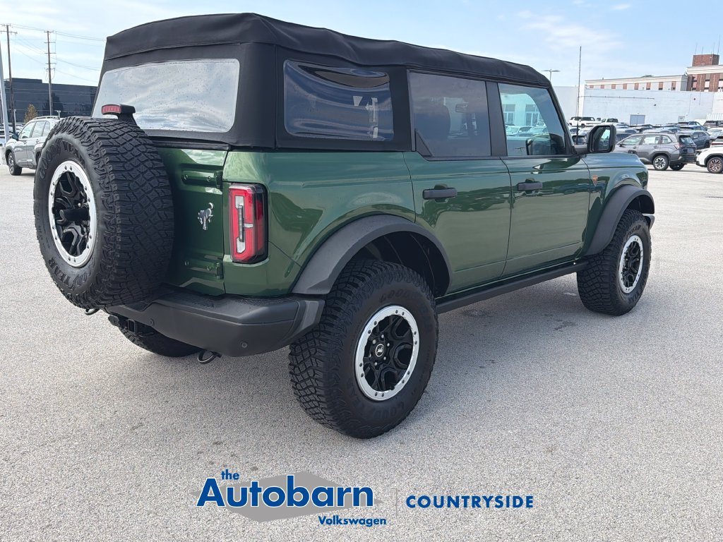 Used 2023 Ford Bronco Badlands w/ Sasquatch Package AWD/4WD image 6