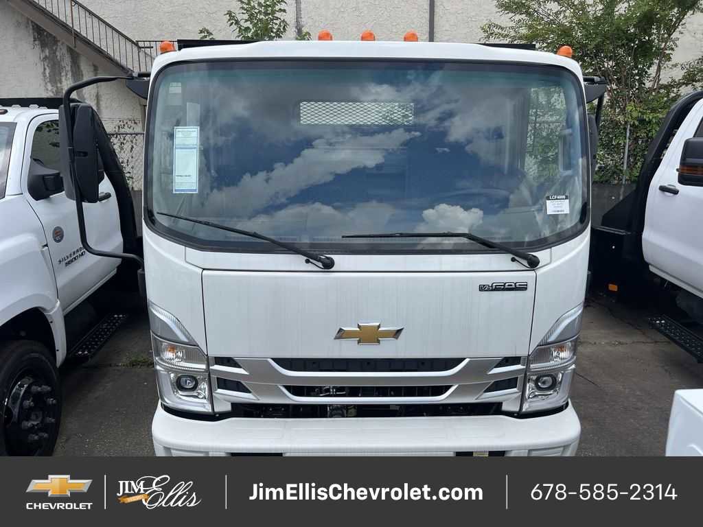 New 2024 Chevrolet Low Cab Forward RWD image 3