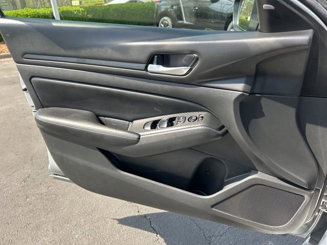 Used 2024 Nissan Altima 2.5 SV image 27