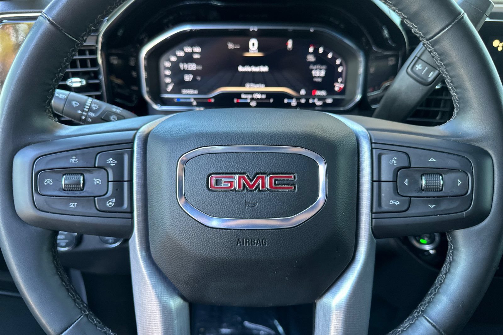 Certified 2025 GMC Sierra 1500 SLT RWD image 24