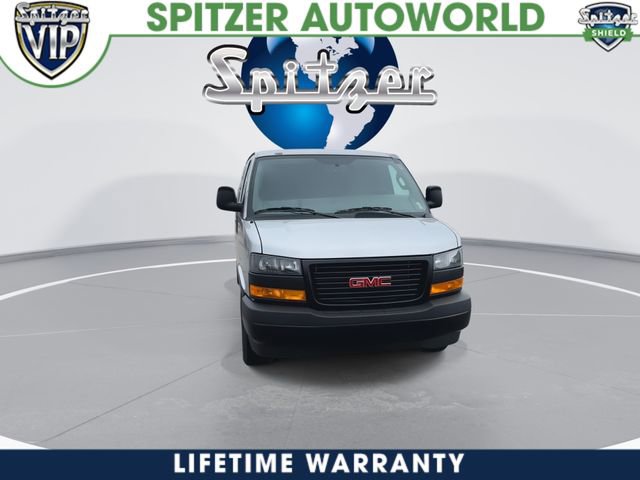 New 2026 GMC Savana 2500 Extended w/ Driver Convenience Package RWD video 3