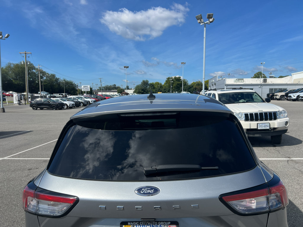 Used 2021 Ford Escape SE w/ Convenience Package AWD/4WD image 11