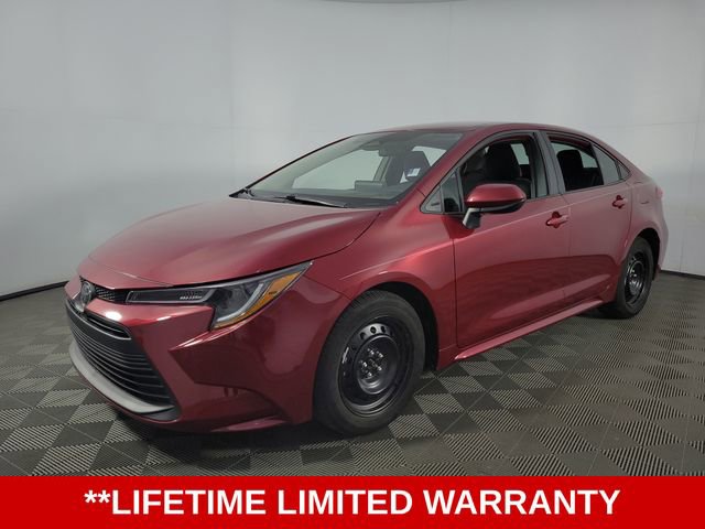 Used 2024 Toyota Corolla LE FWD image 3