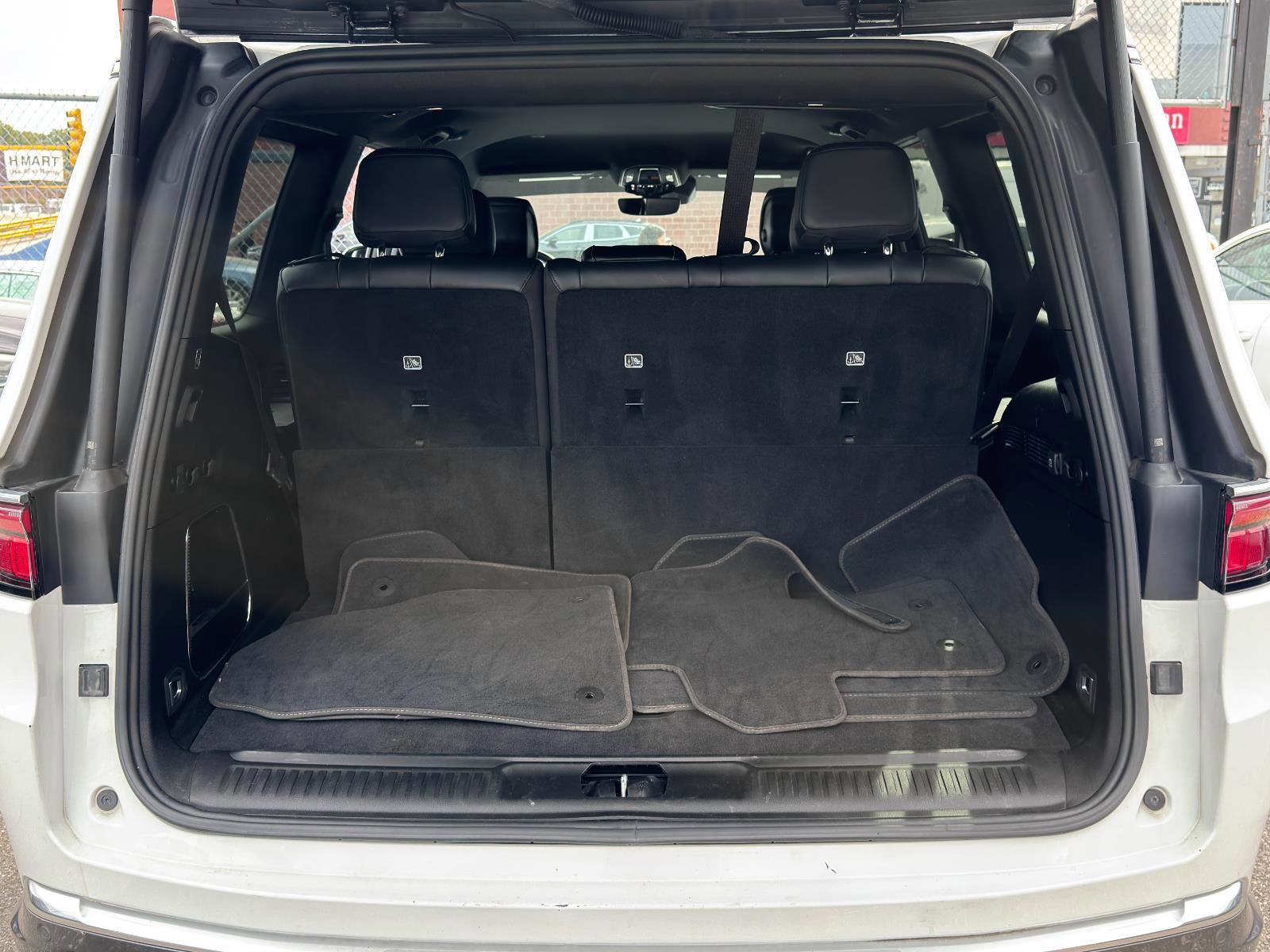 Used 2022 Jeep Wagoneer Series II image 8