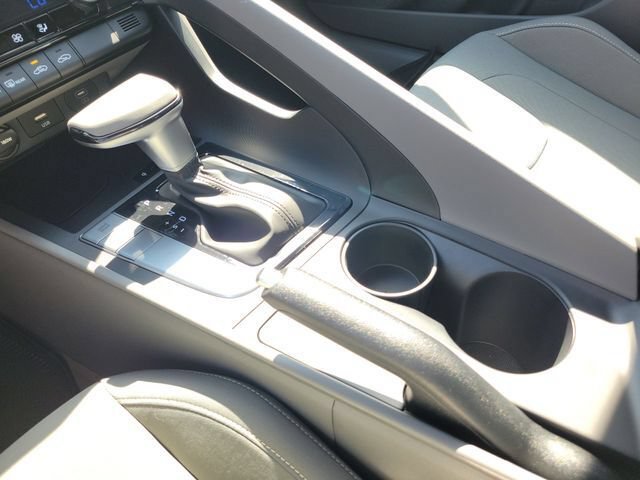 New 2026 Hyundai Elantra Sport FWD image 16