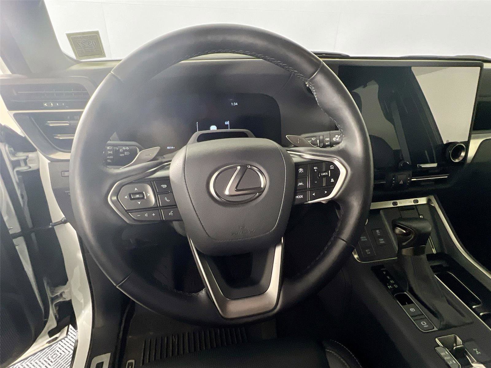 Used 2025 Lexus GX 550 w/ Accessory Package (2T) image 10