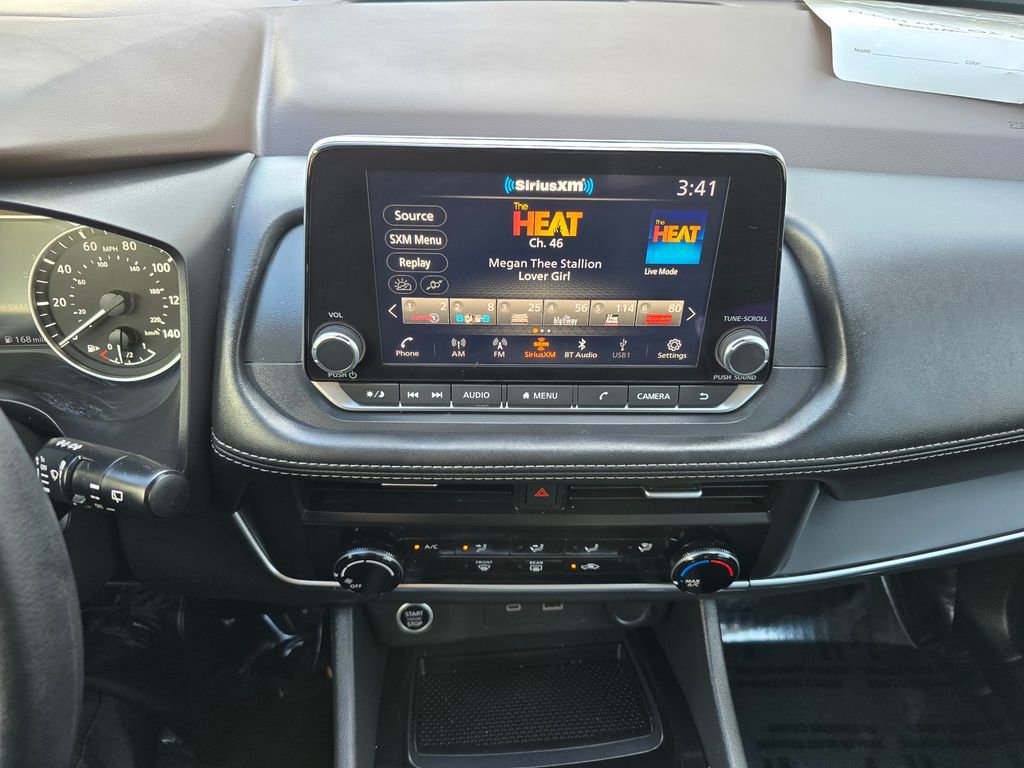 Used 2023 Nissan Rogue S image 7