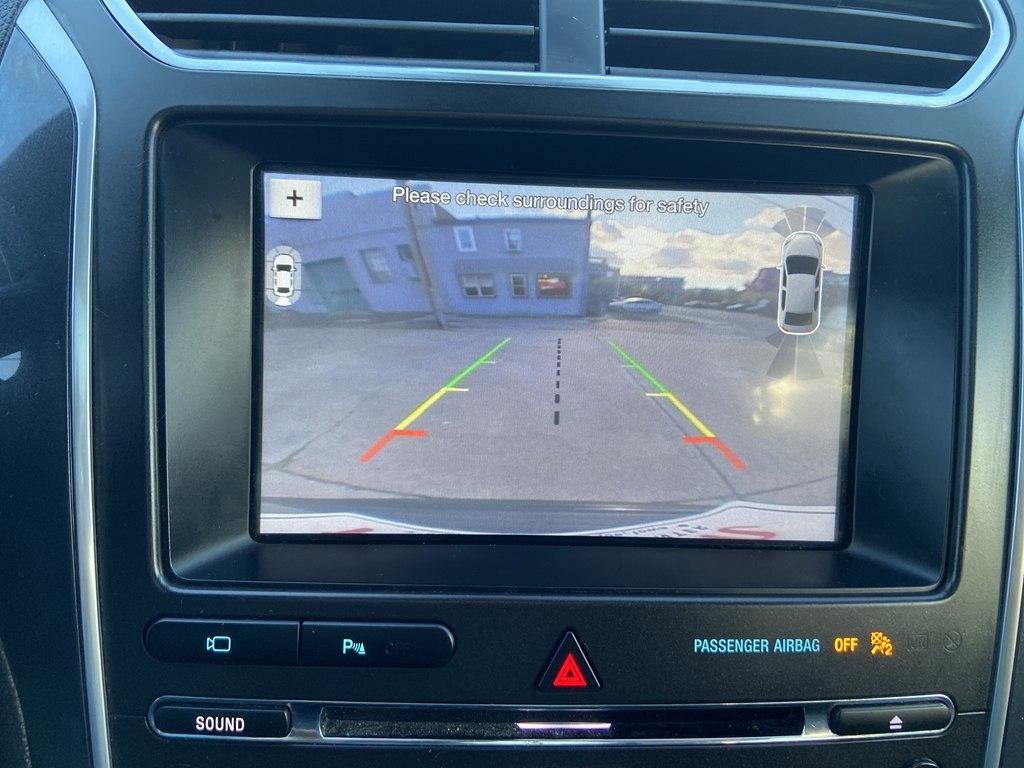 Used 2018 Ford Explorer Sport w/ Equipment Group 401A AWD/4WD image 17