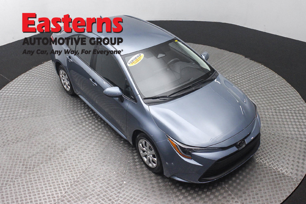 Used 2024 Toyota Corolla LE FWD image 4