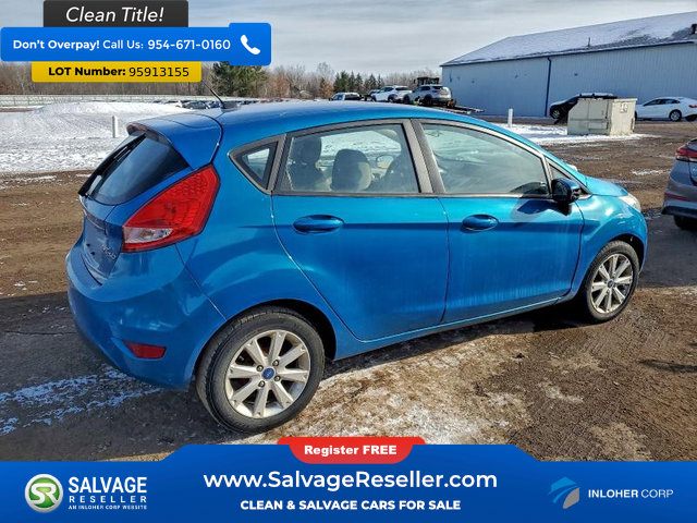 Used 2013 Ford Fiesta SE image 4