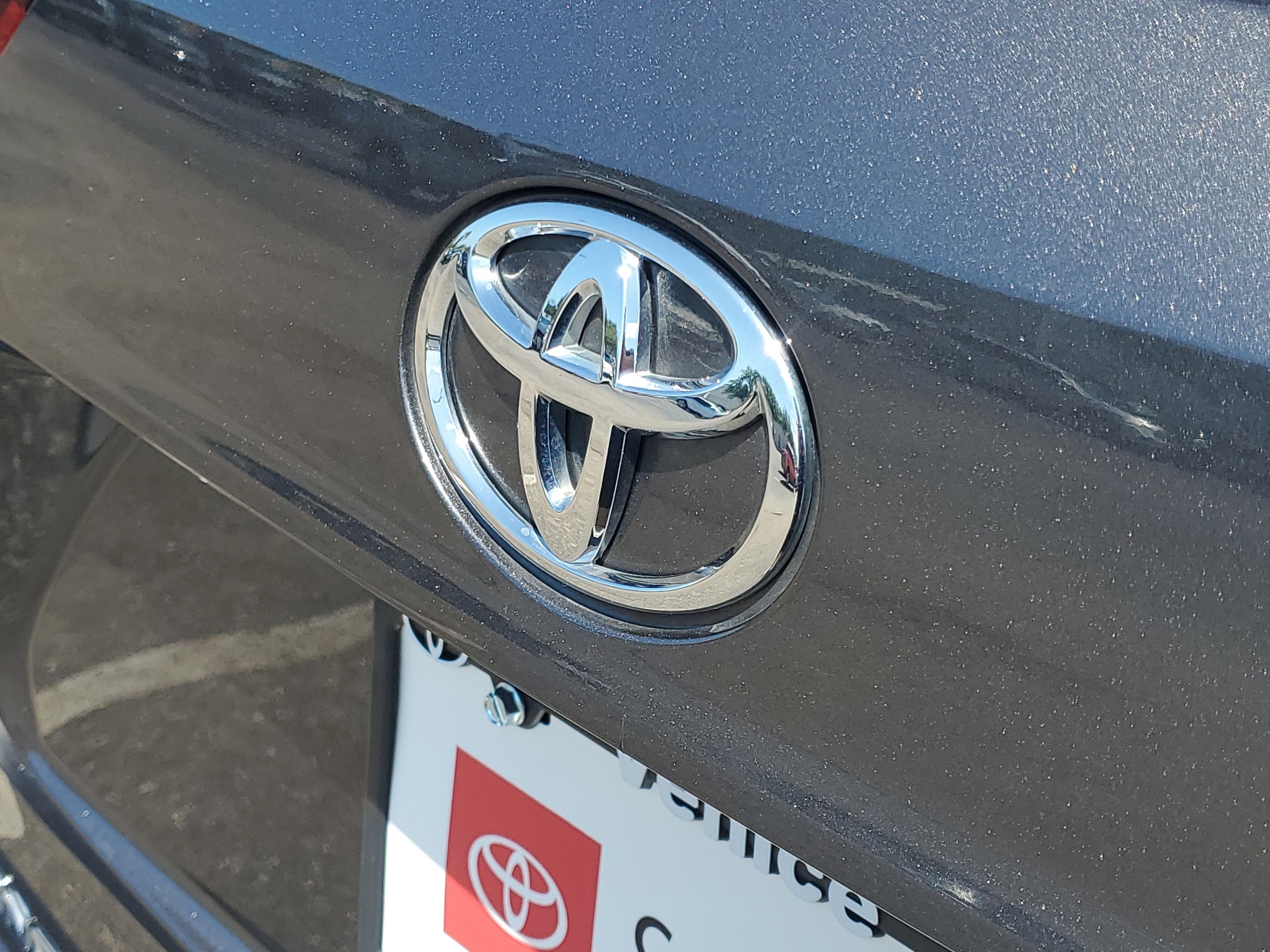 Used 2020 Toyota Highlander XLE FWD image 10
