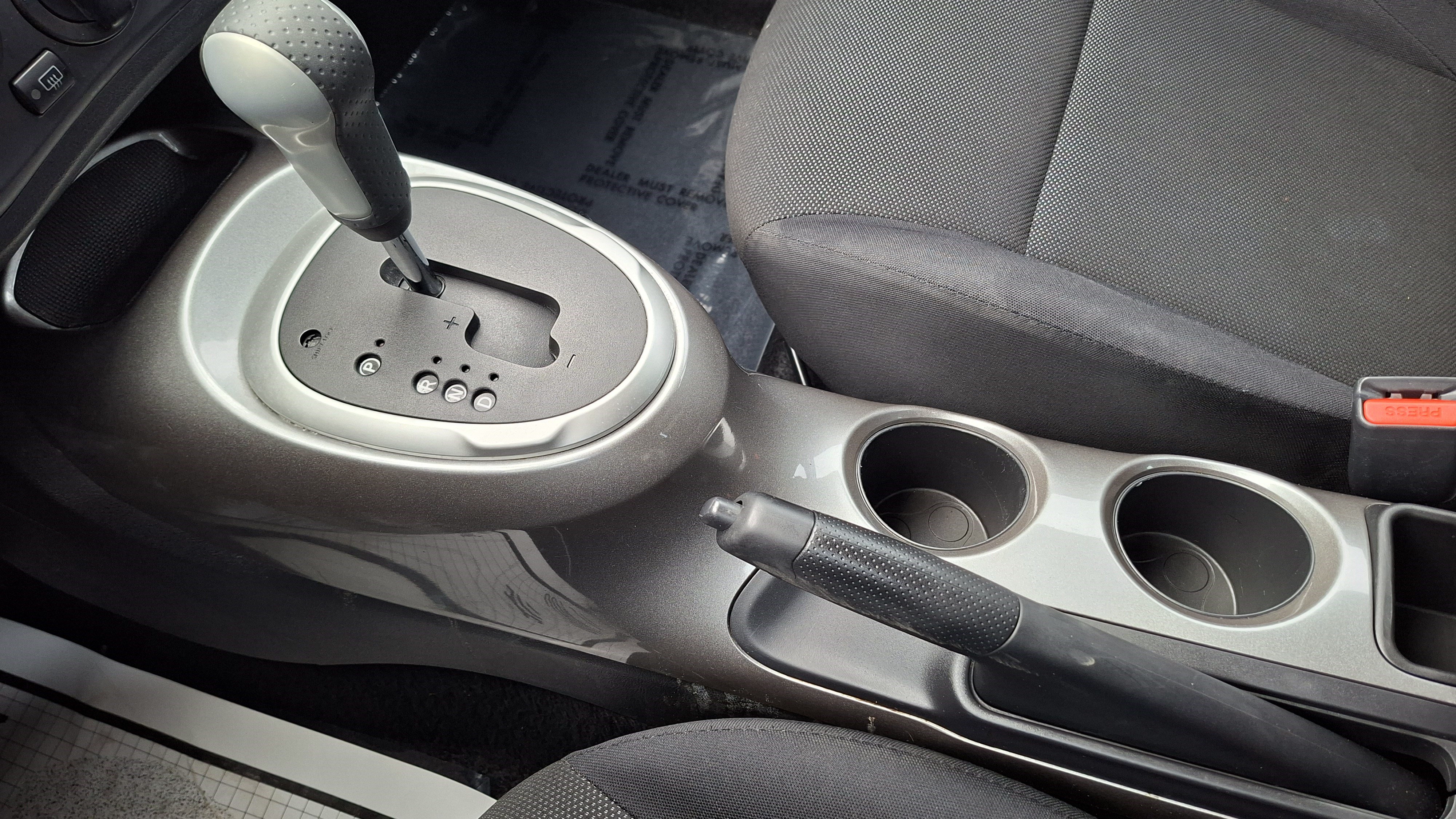 Used 2013 Nissan Juke S FWD image 15