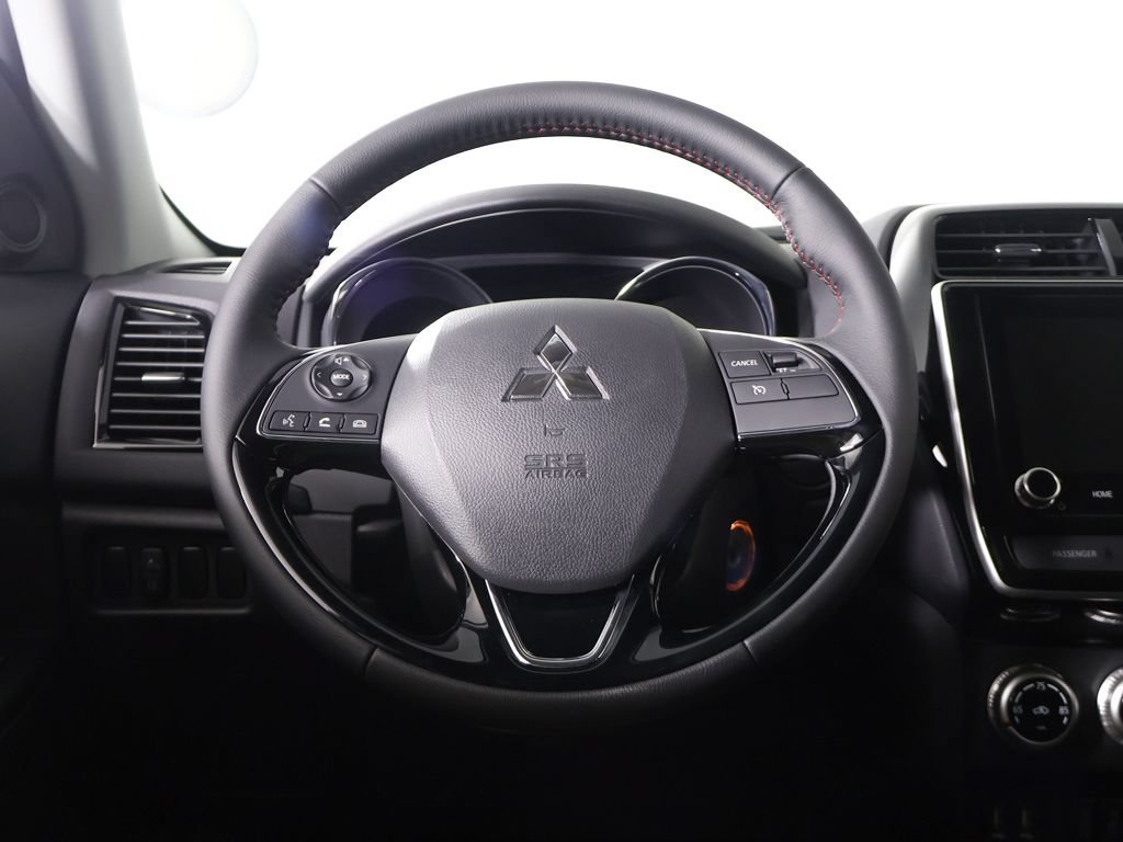 New 2027 Mitsubishi Outlander Sport LE AWD/4WD image 32