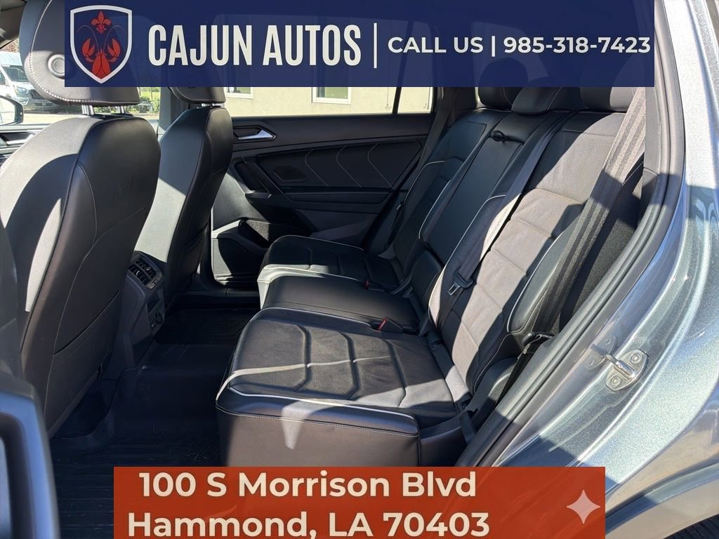 Used 2022 Volkswagen Tiguan SEL R-Line image 9