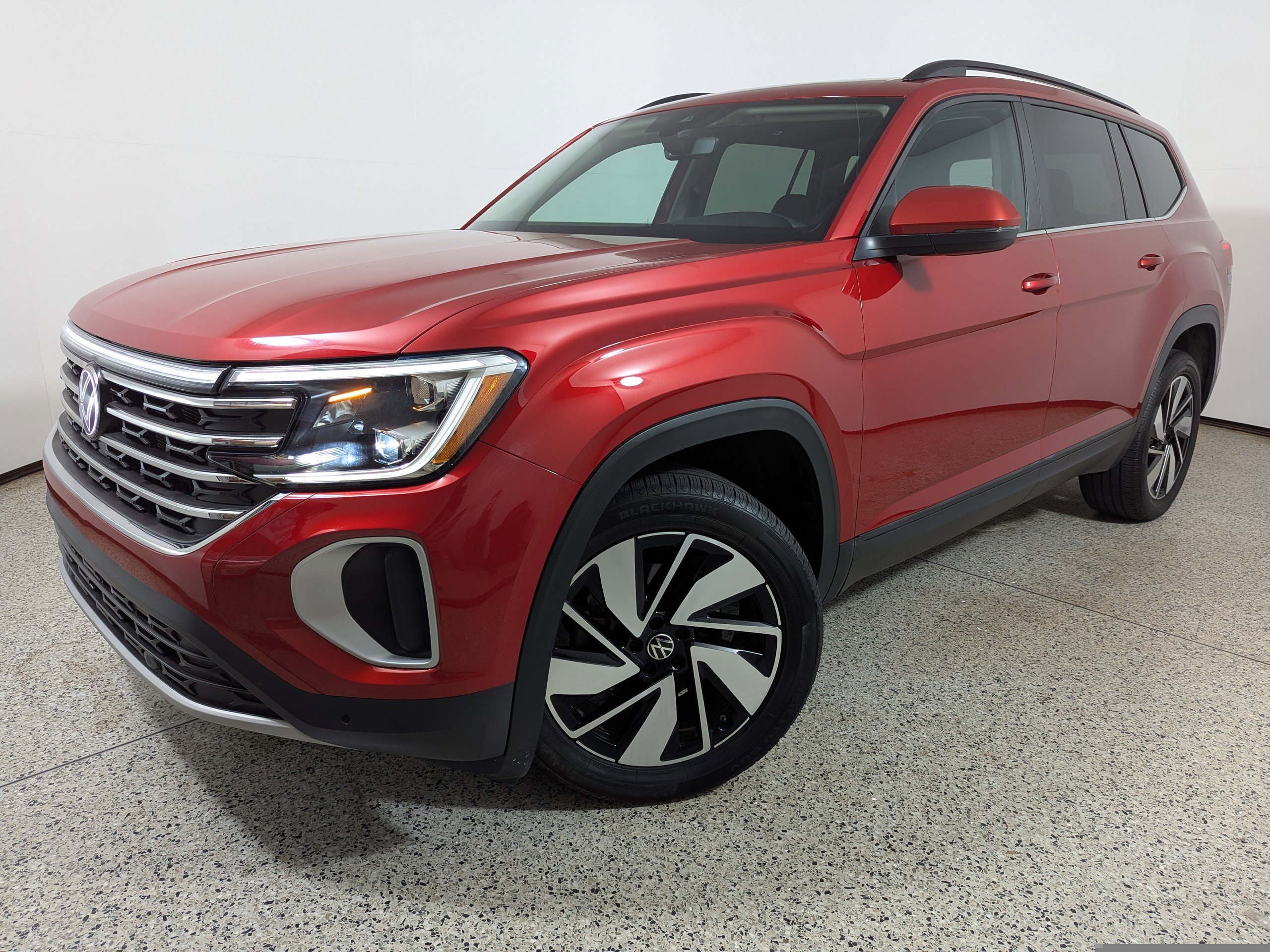 Used 2024 Volkswagen Atlas SE FWD image 9