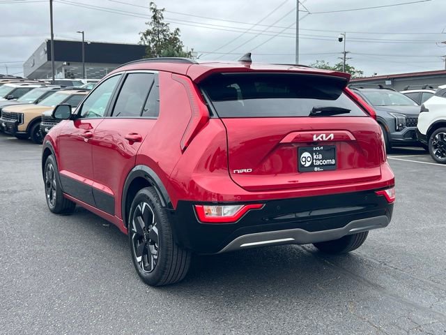 Certified 2025 Kia Niro Wind w/ Wind Preserve Package FWD image 5
