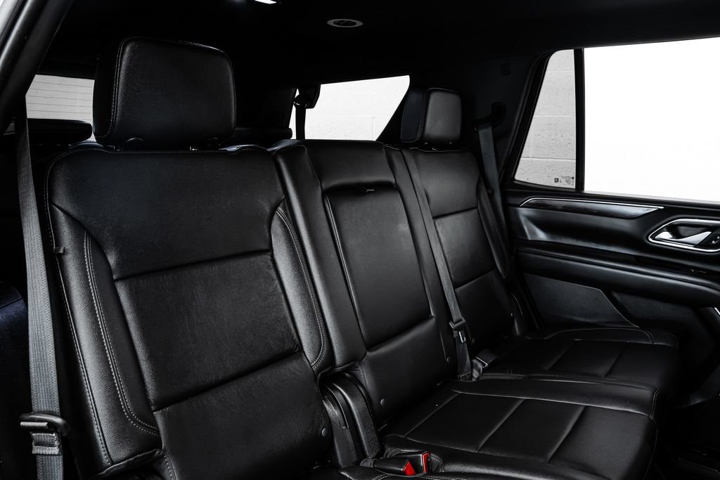 Used 2022 Chevrolet Tahoe Z71 w/ Luxury Package AWD/4WD image 33