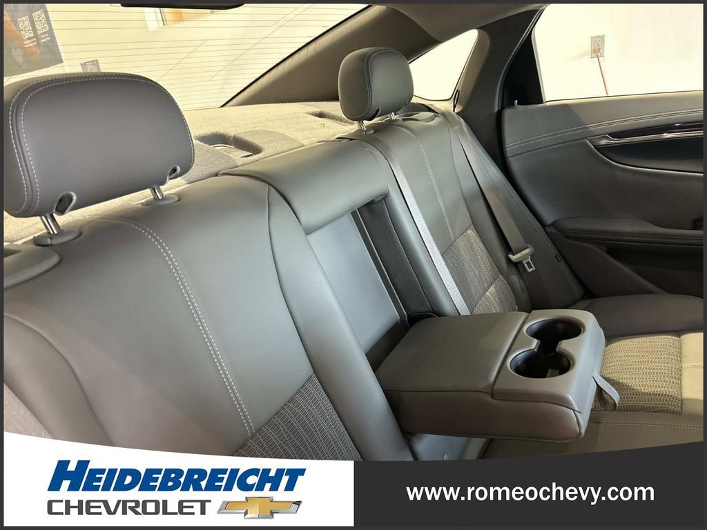 Certified 2014 Chevrolet Impala LT w/ Convenience Package image 31