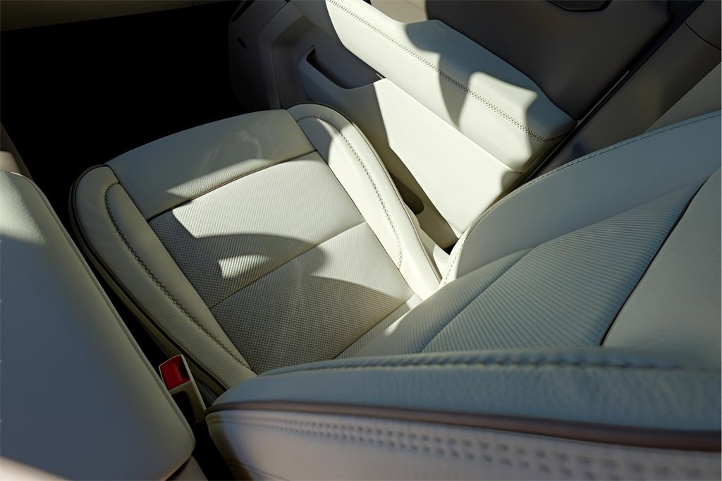 New 2026 GMC Yukon Denali w/ Sun & Power Step Package image 27