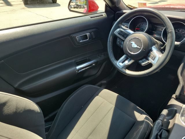 Used 2020 Ford Mustang Coupe w/ Black Accent Package RWD image 13