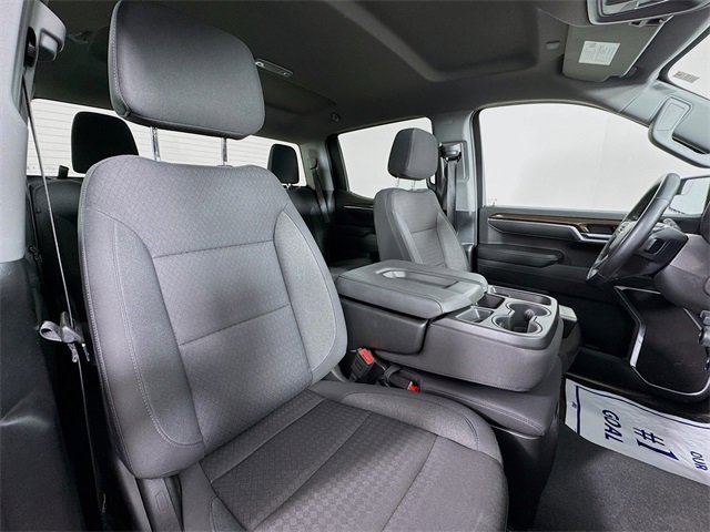 Used 2025 Chevrolet Silverado 1500 LT image 28