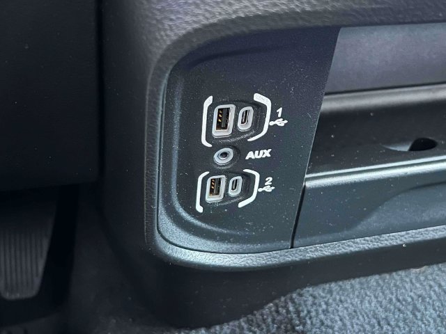 Used 2024 RAM 2500 Laramie w/ Safety Group AWD/4WD image 18