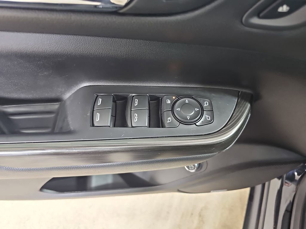 Used 2023 GMC Acadia SLT w/ Preferred Package AWD/4WD image 35