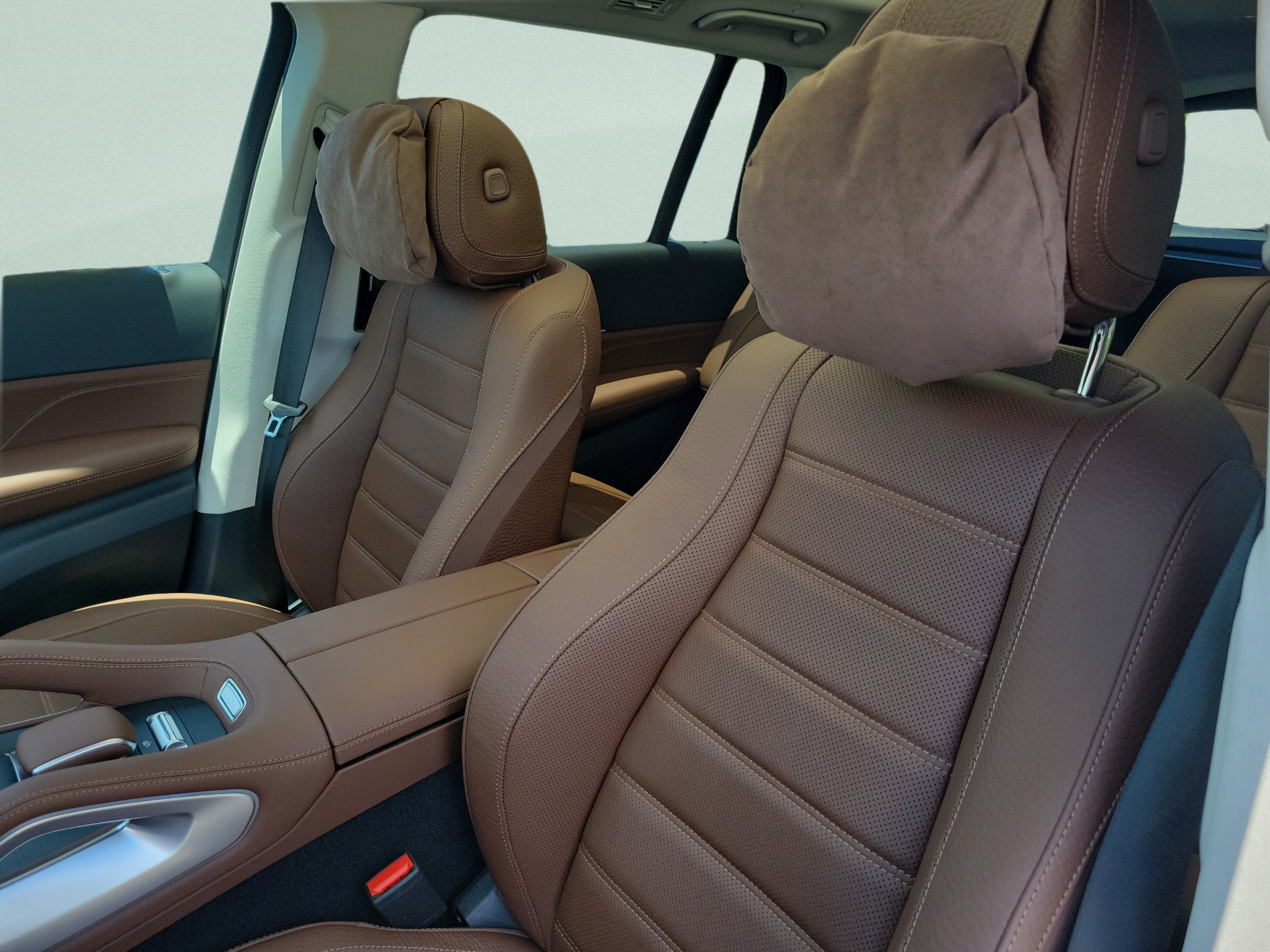New 2026 Mercedes-Benz GLS 450 4MATIC image 14
