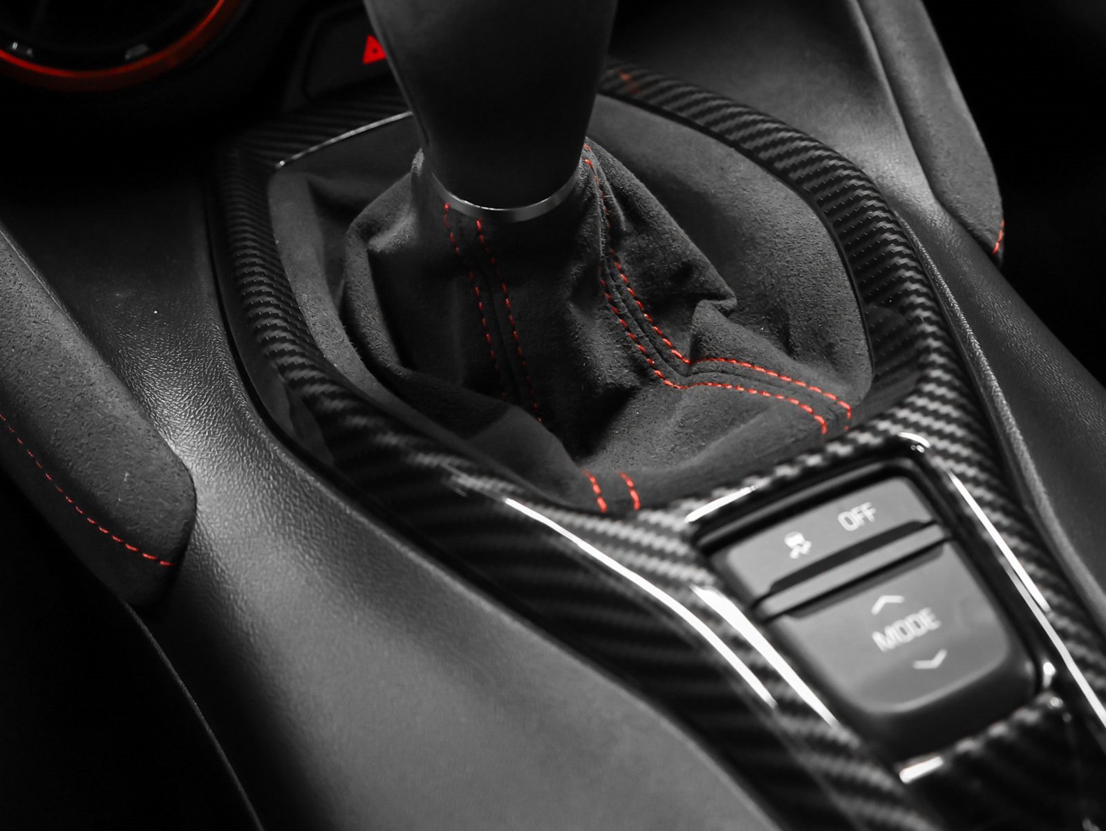 Used 2018 Chevrolet Camaro ZL1 image 48