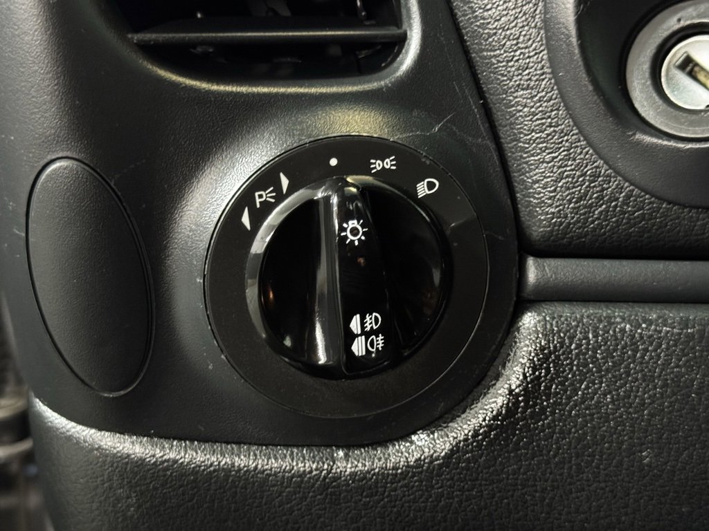 Used 2001 Porsche 911 Carrera image 17