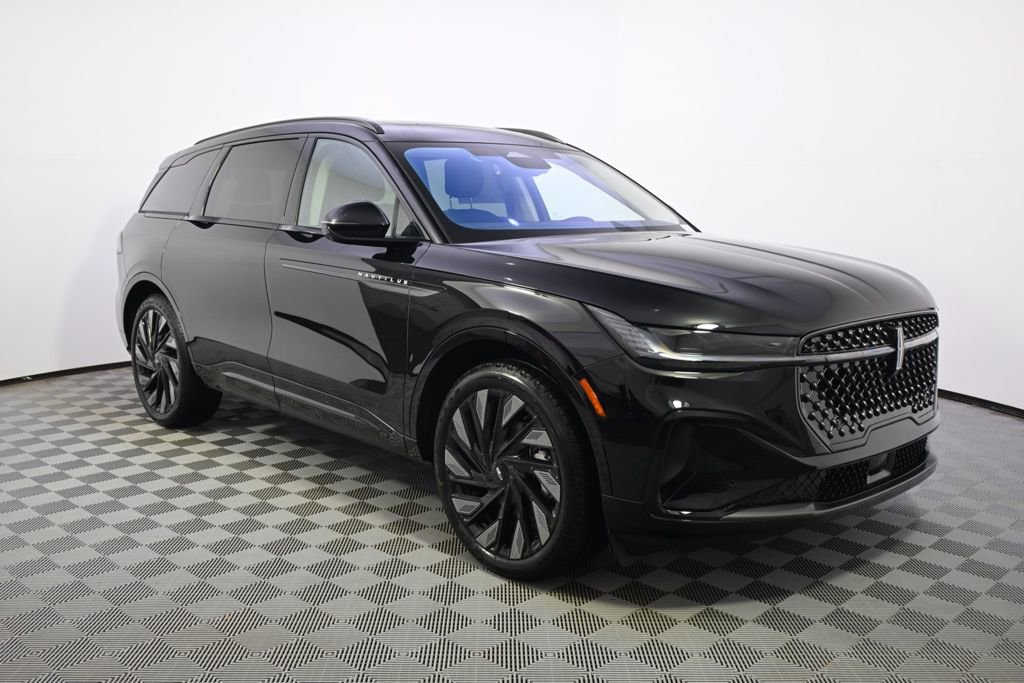 New 2026 Lincoln Nautilus Reserve w/ Jet Appearance Package AWD/4WD image 8