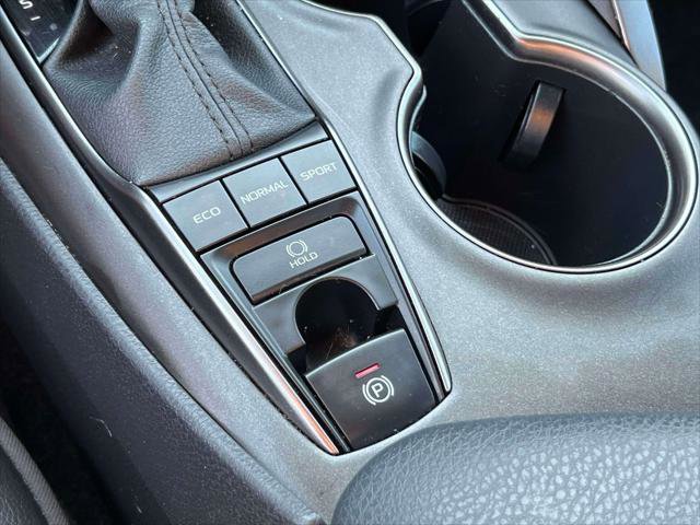 Certified 2023 Toyota Camry SE AWD/4WD image 30