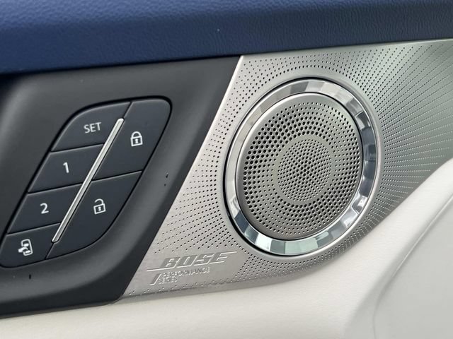 New 2026 Buick Enclave Avenir w/ Super Cruise Package FWD image 19