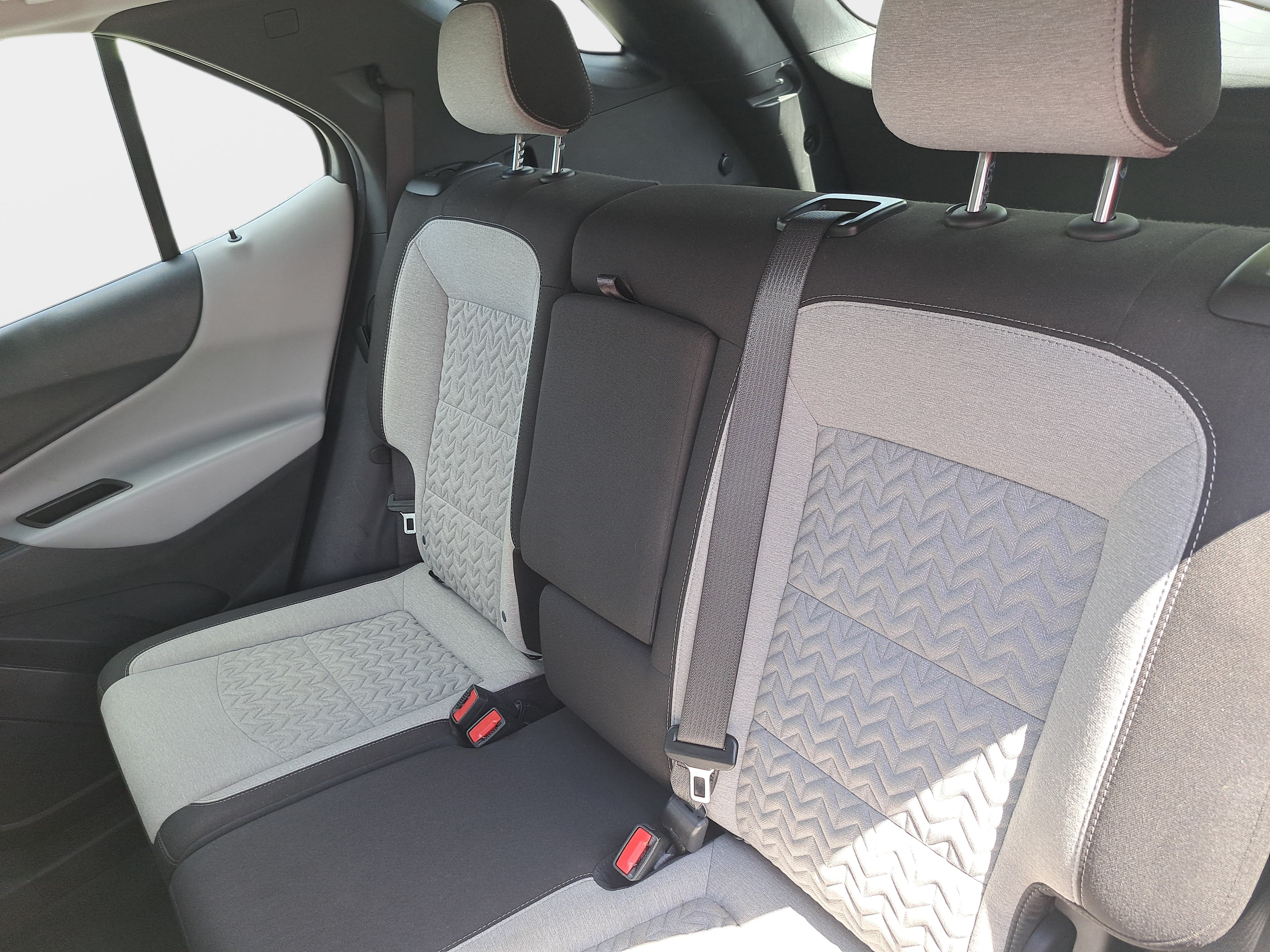 Used 2023 Chevrolet Equinox LS FWD image 13
