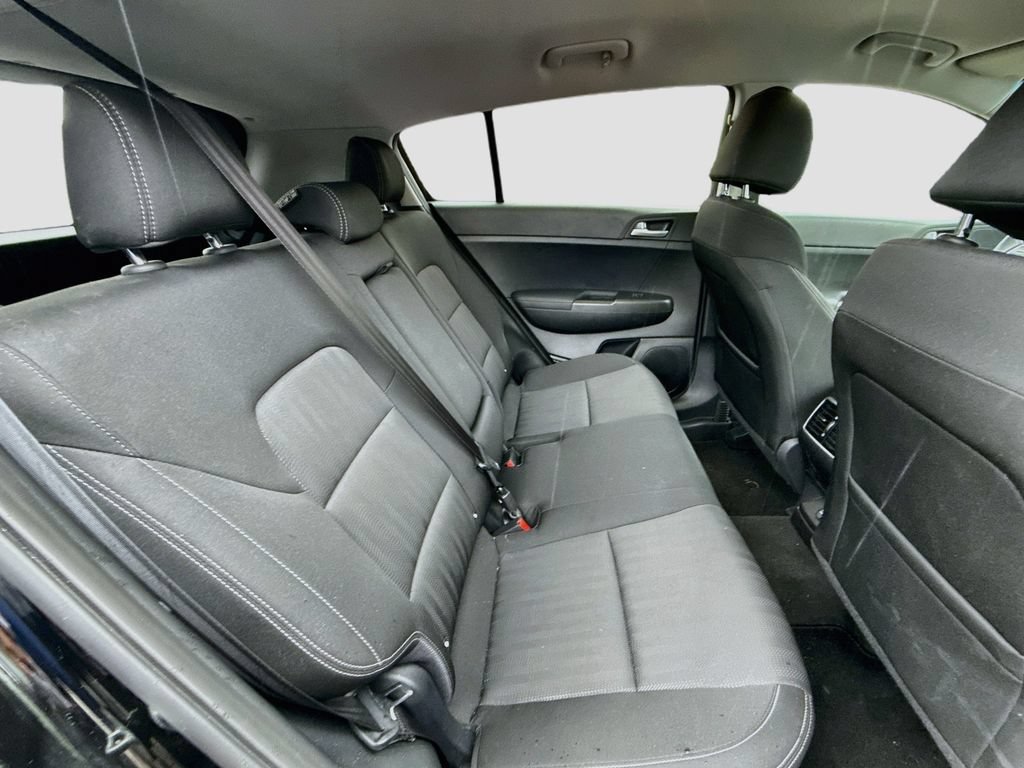 Used 2020 Kia Sportage LX FWD image 31