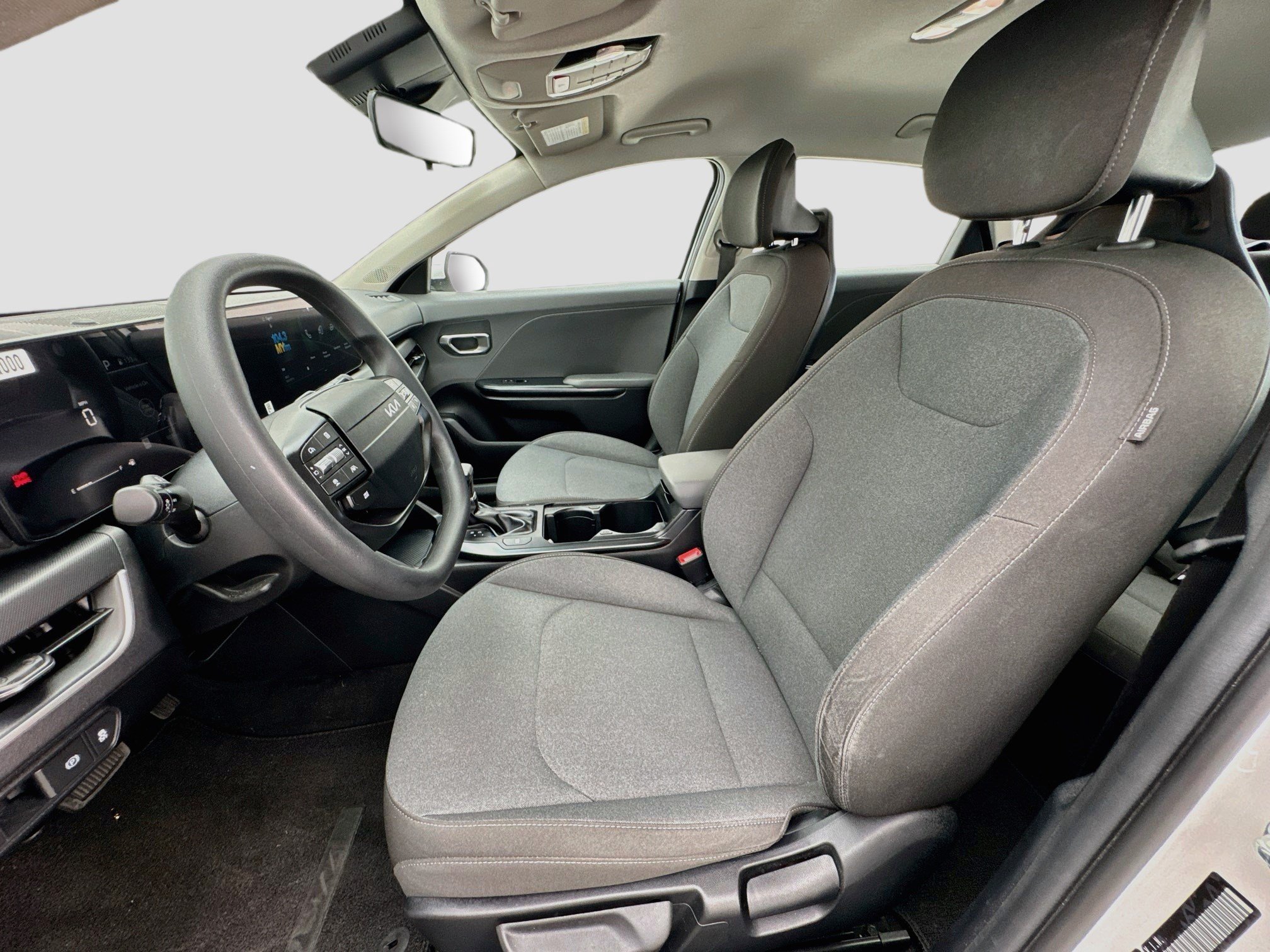 Used 2025 Kia K4 FWD image 13