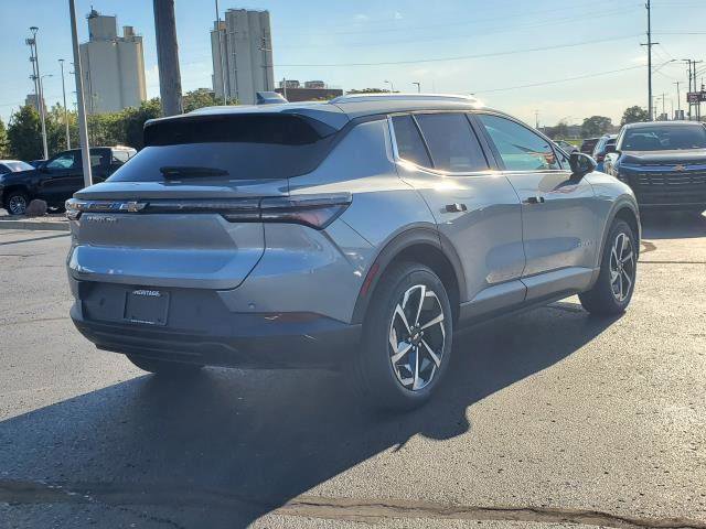 New 2026 Chevrolet Equinox EV LT image 2