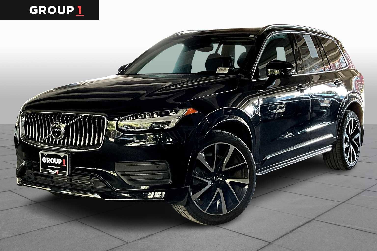 Used 2022 Volvo XC90 T6 Momentum w/ Advanced Package