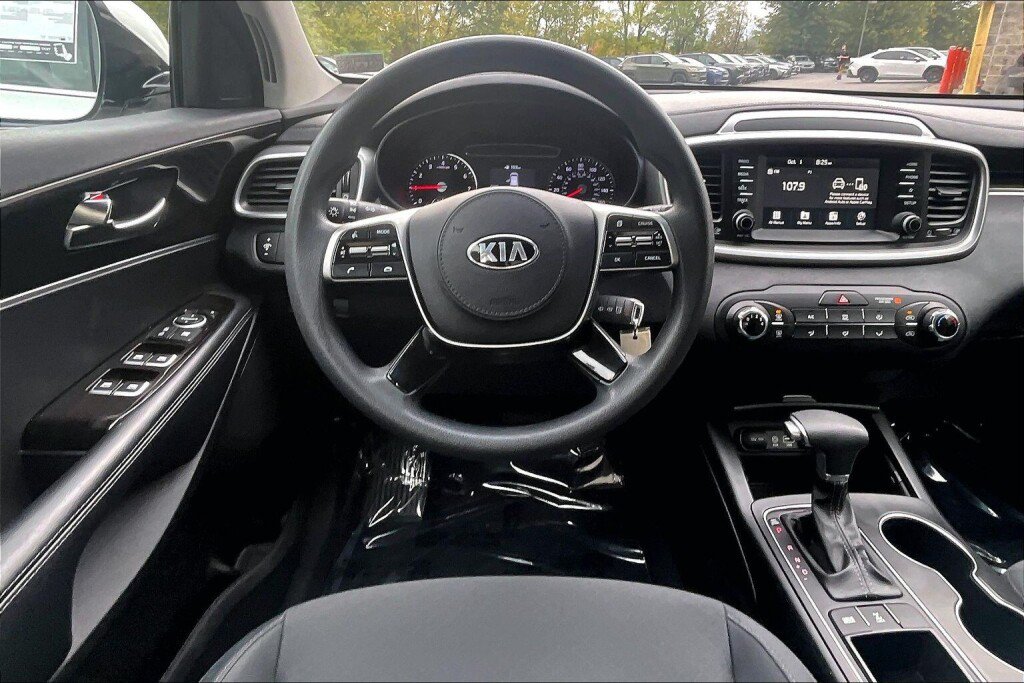 Used 2019 Kia Sorento AWD image 7